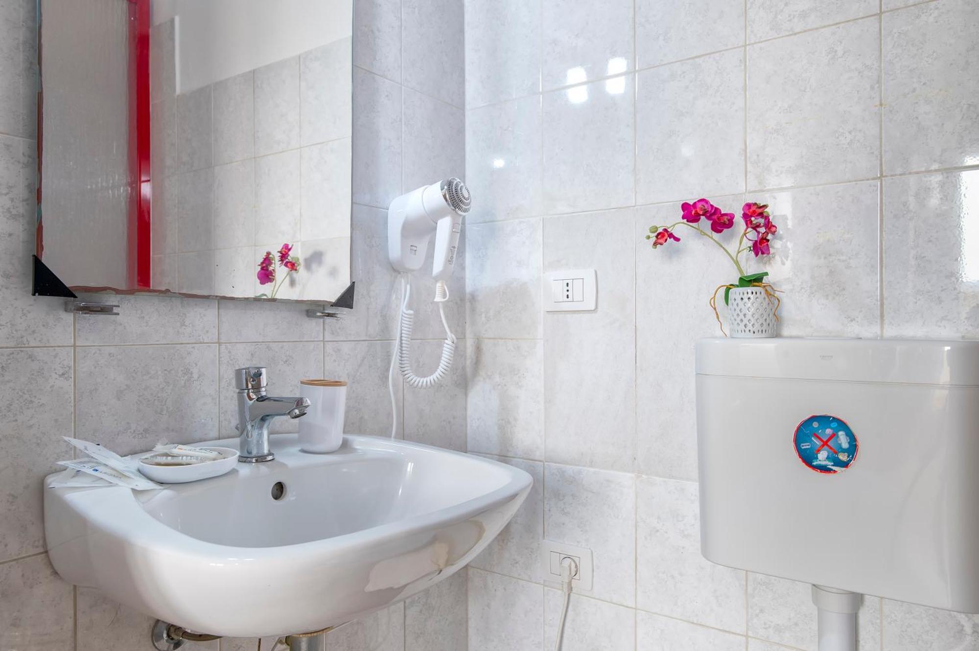 Oasis Guest House Alghero Exterior photo