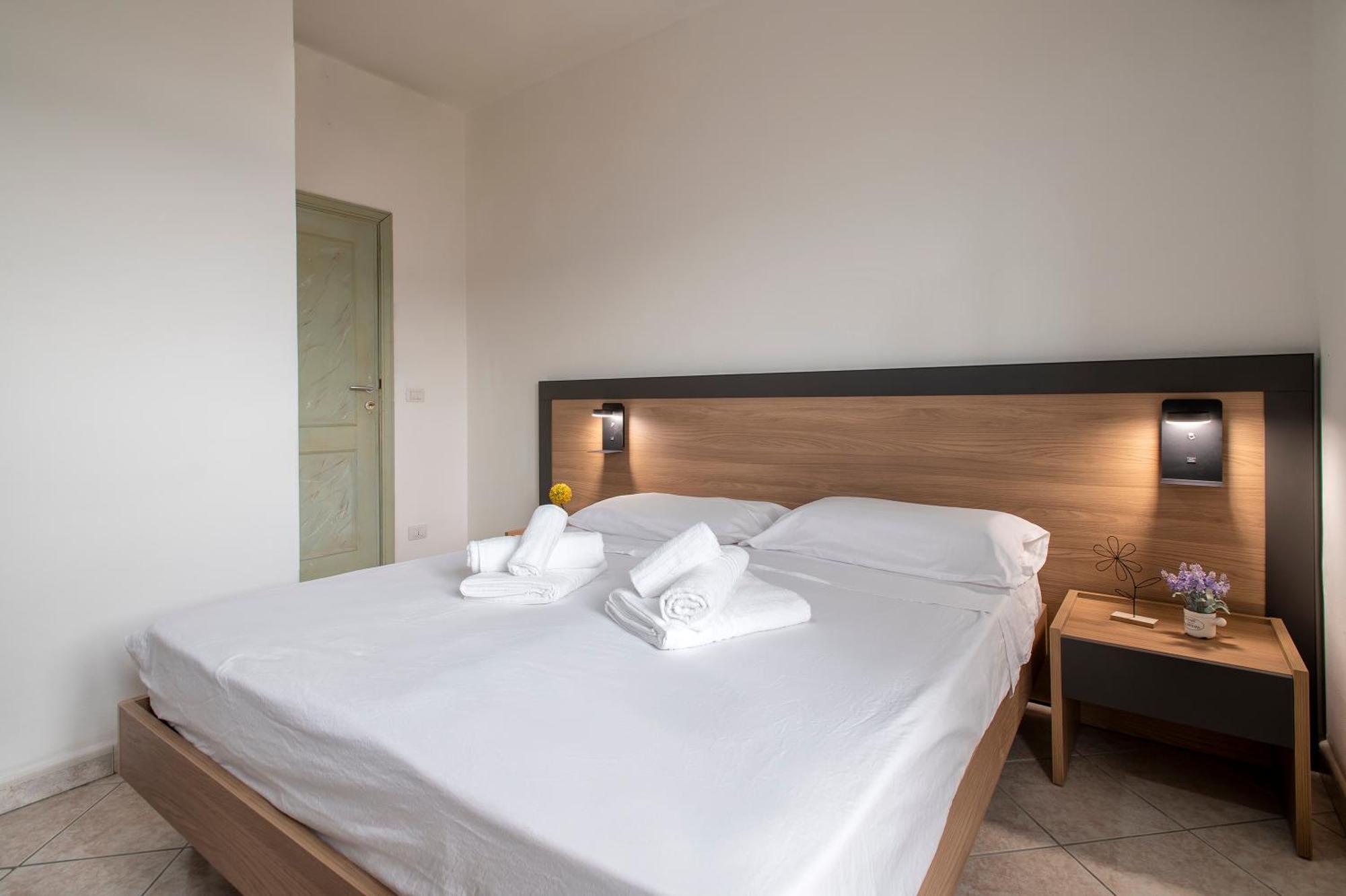 Oasis Guest House Alghero Exterior photo