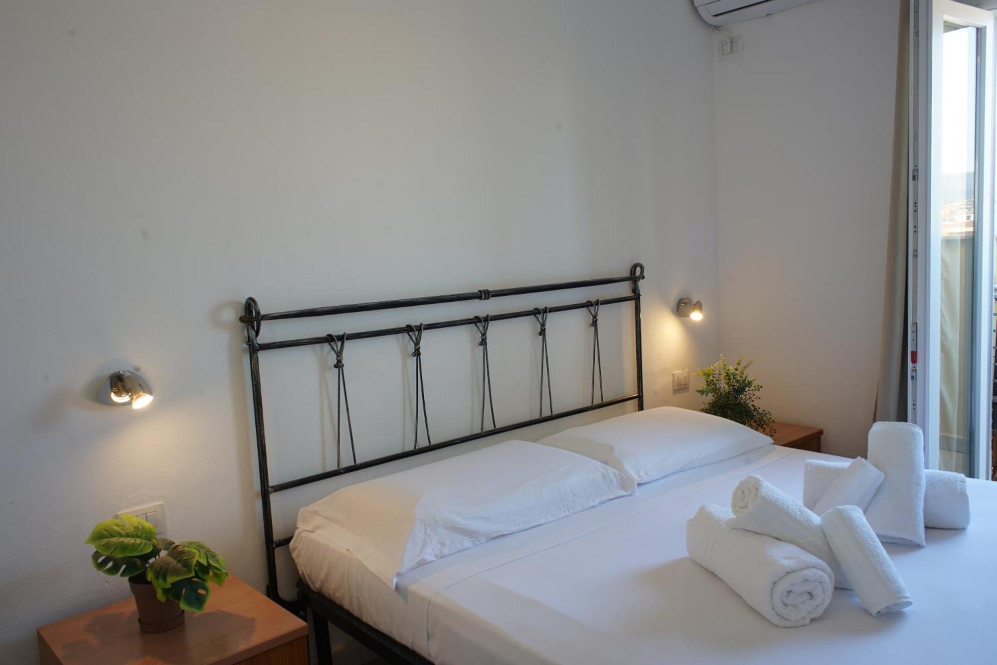 Oasis Guest House Alghero Exterior photo