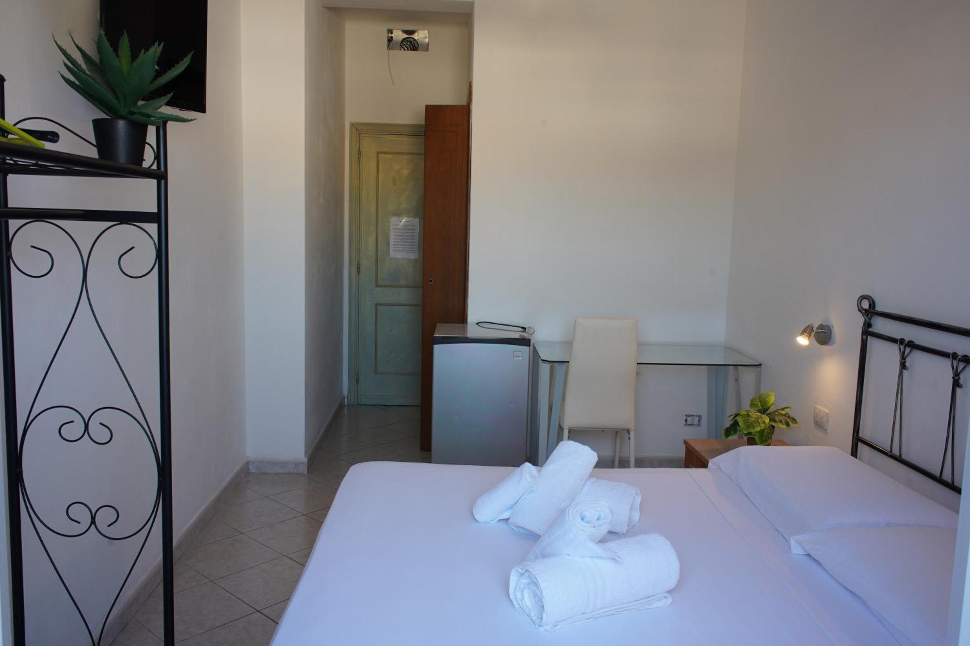 Oasis Guest House Alghero Exterior photo