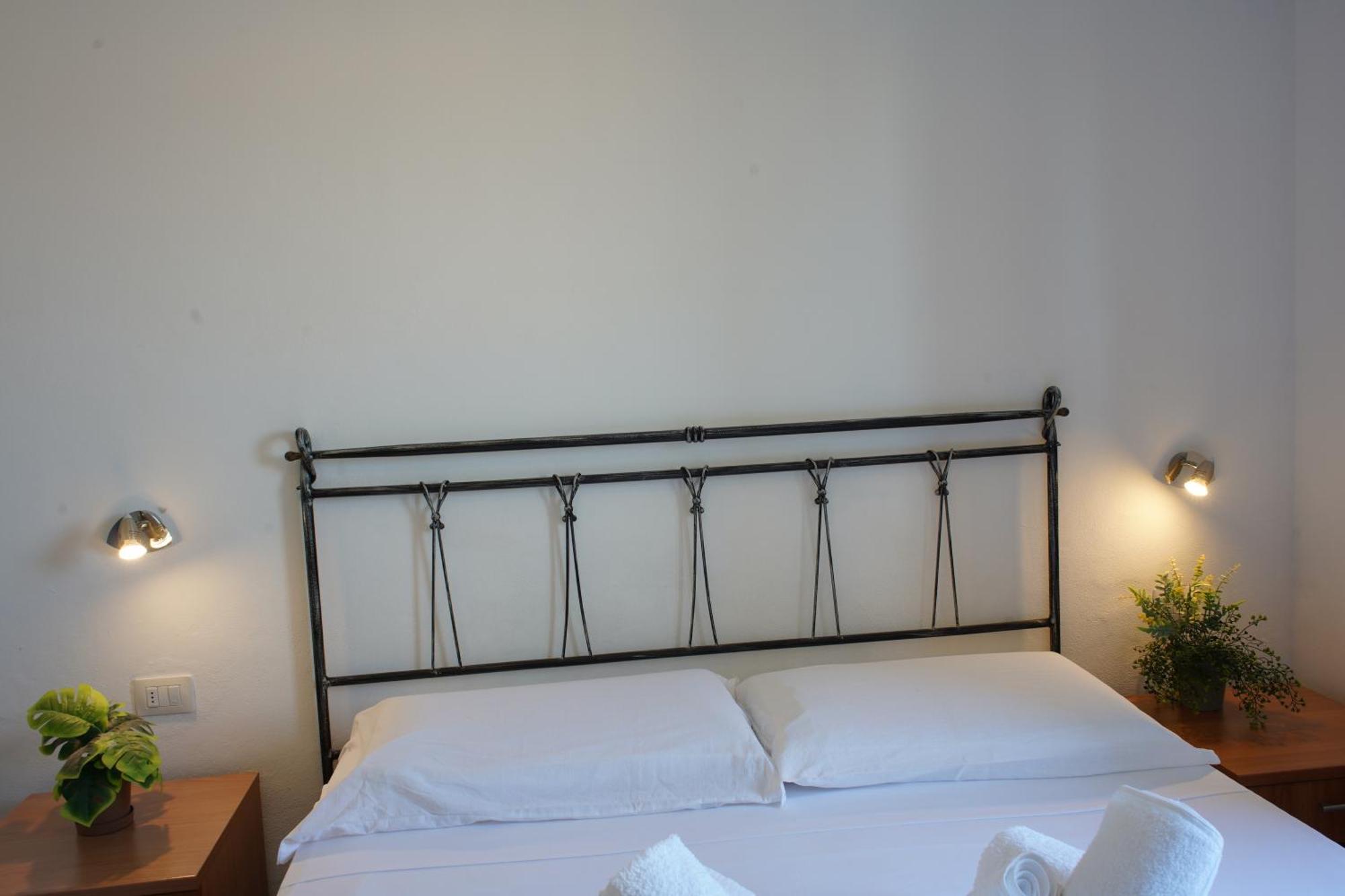 Oasis Guest House Alghero Exterior photo