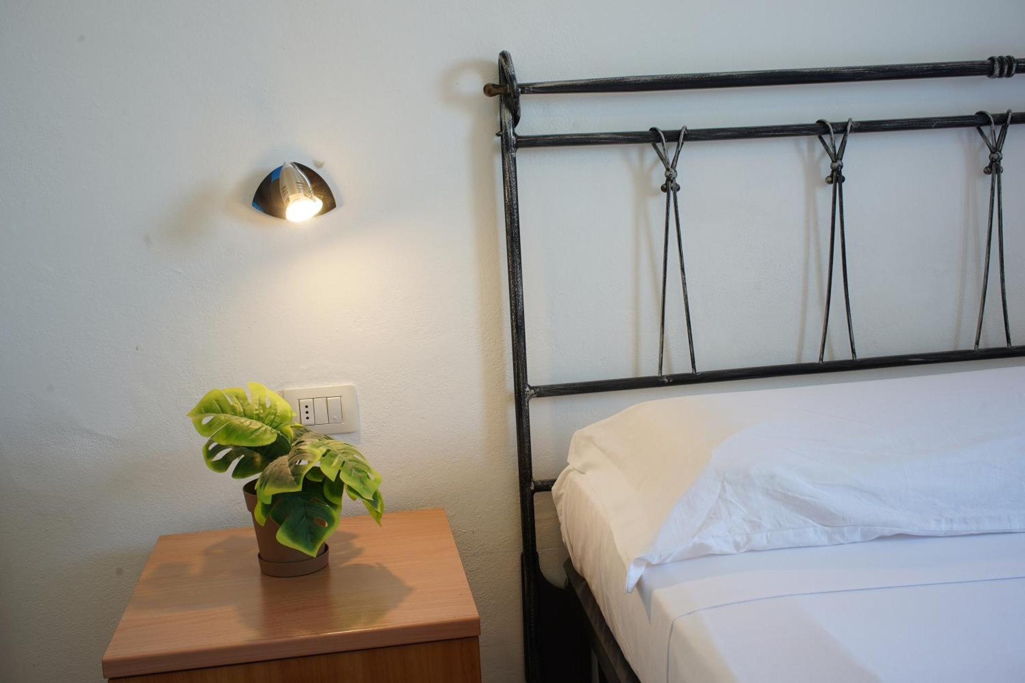 Oasis Guest House Alghero Exterior photo