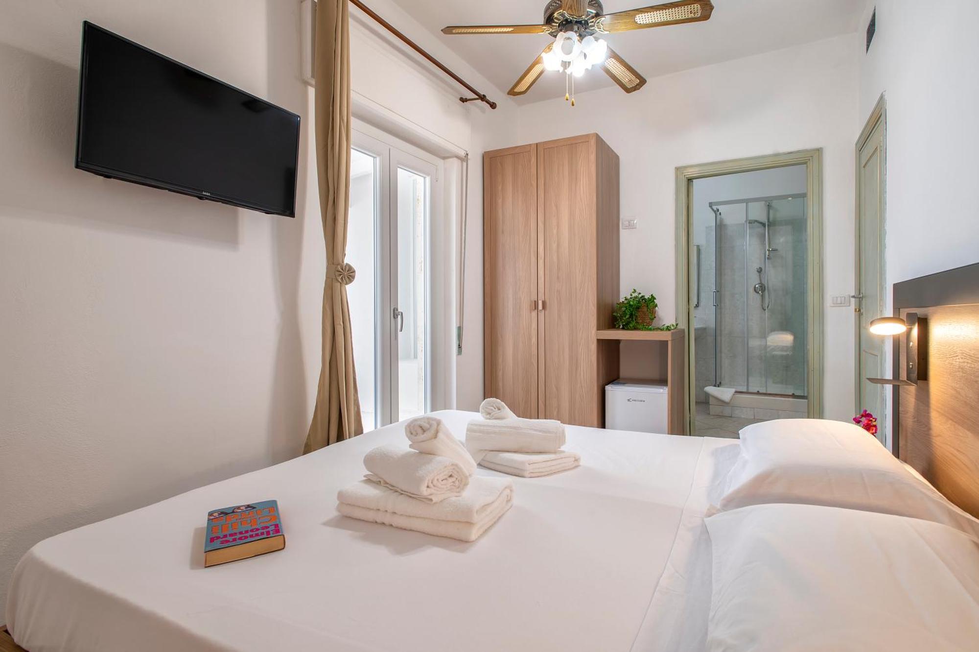 Oasis Guest House Alghero Exterior photo