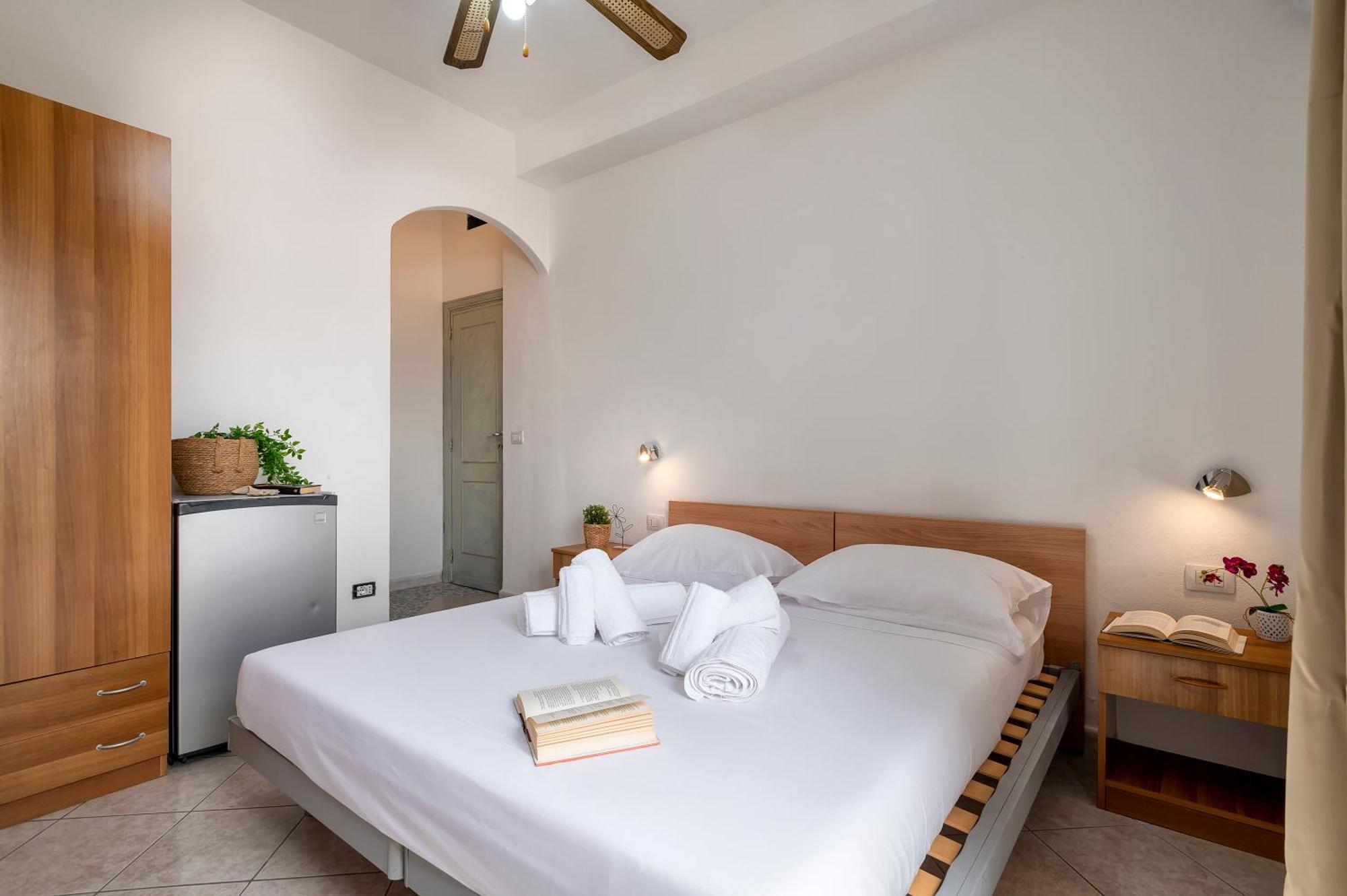 Oasis Guest House Alghero Exterior photo